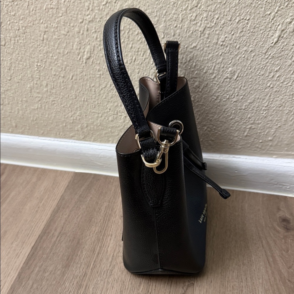 Kate Spade Bucket Purse - Picture 3 of 9